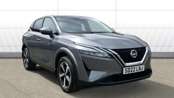 Nissan Qashqai 1.3 DiG-T MH N-Connecta 5dr Petrol Hatchback